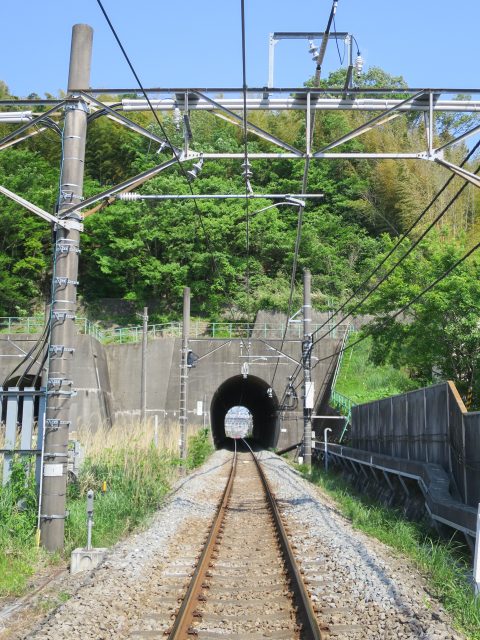 城山トンネル